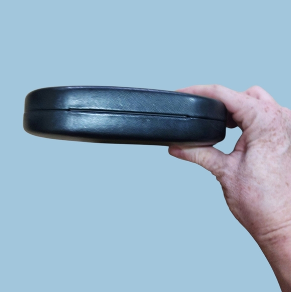 NWOT Original Wayfarer Classic RAY-BAN SUNGLASSES WITH RAY-BAN CASE & CLOTH - Picture 4 of 12